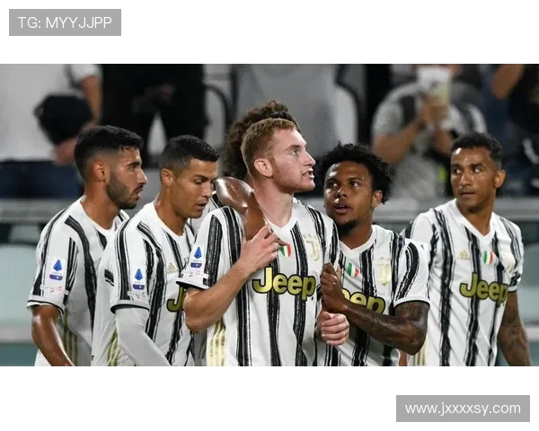 尤文图斯迎战巴塞罗那欧冠联赛巅峰对决引发球迷热议